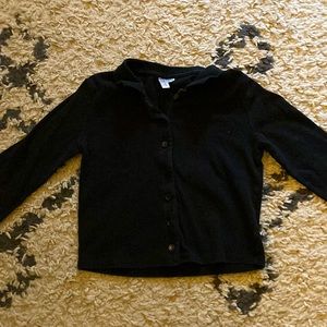 black long sleeve buttoned crop top